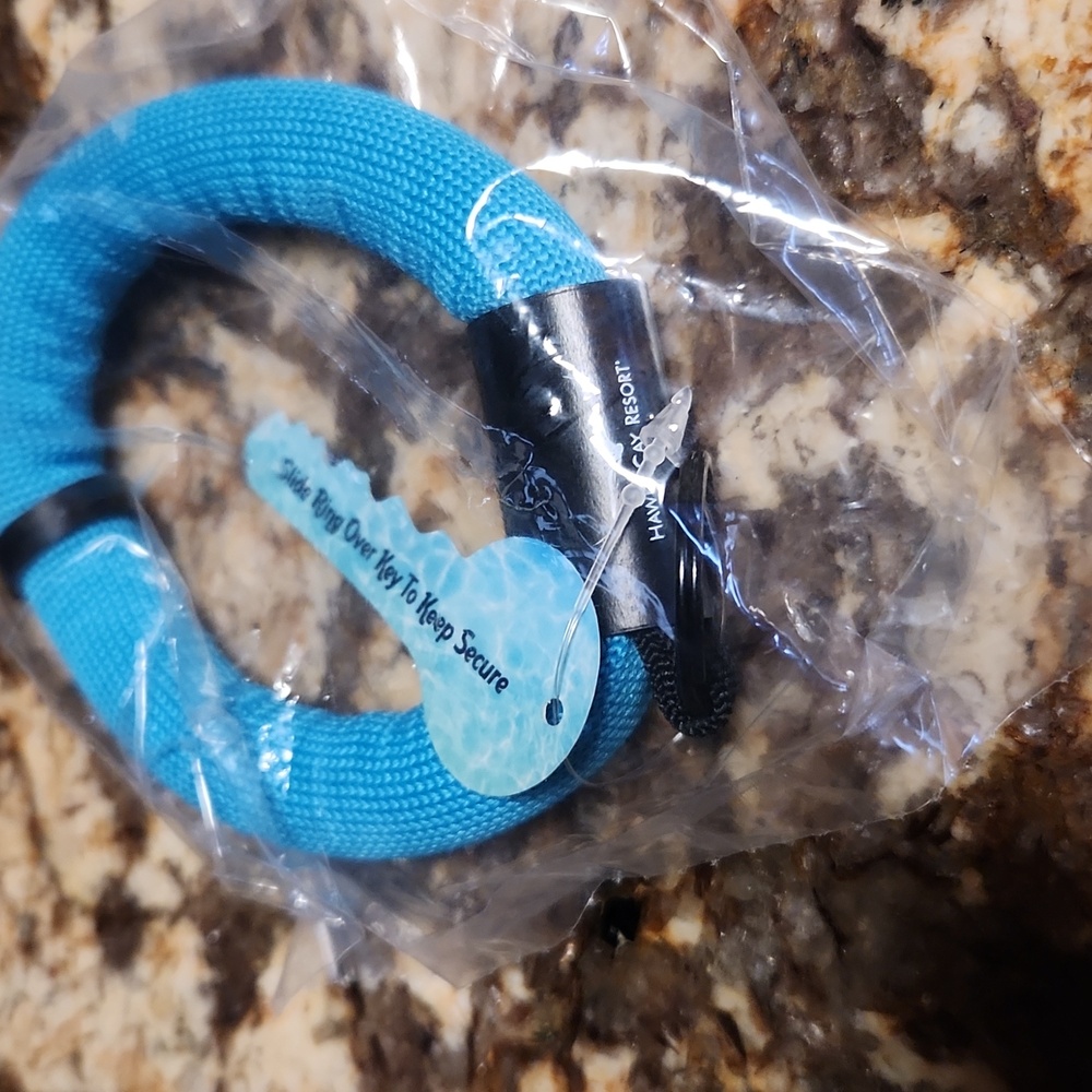 Flotable key chain